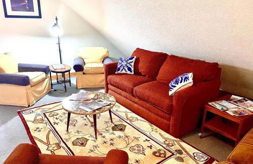 Private pet friendly beach house, steps to beach - Foto 15