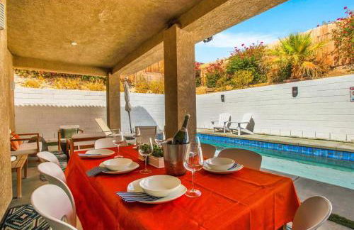 The Desert Gem Pool Spa Gated Home - Photo 28