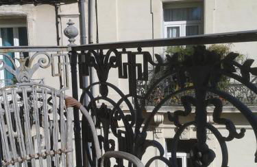 Les 7 balcons, Comédie-Corum-Gare, Parking, Spacieux Lumineux Haussmannien - Foto 14