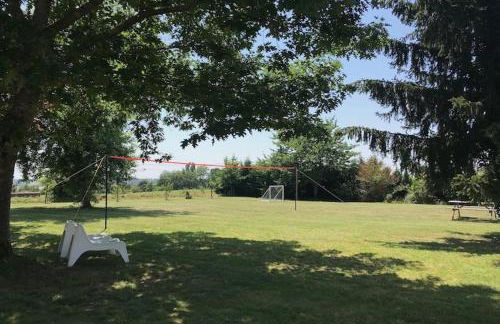 Luxurious Villa in Cazaubon with Swimming Pool - Photo 32