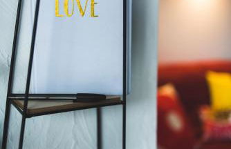 Le nid d' évol gite avec balnéo,terrasse et vue sur la montagne - Foto 17