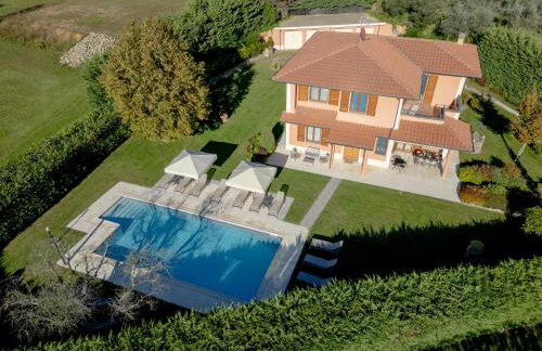 Villino Blu Private Villa on the Chianti Hils 10 Plus 2 pax - Photo 12