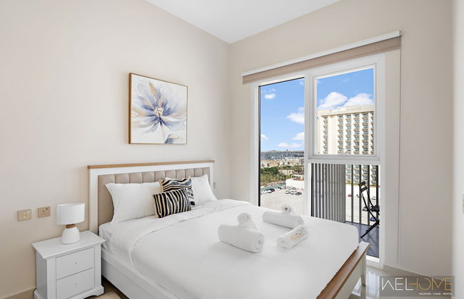 WelHome - Breathtaking View 1BR Apt in Damac Hills 2 - Foto 2