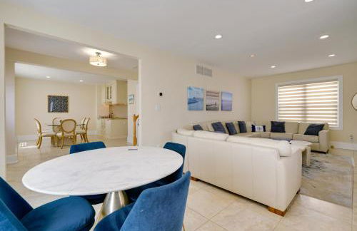 Steps to Boardwalk Group Getaway in Ventnor City - Foto 7