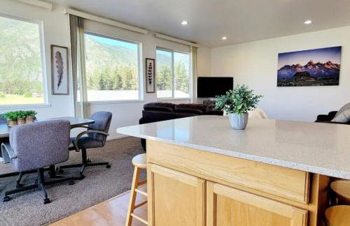 Charming Chalet Close to GNP, Downtown & Game Room! - Foto 29