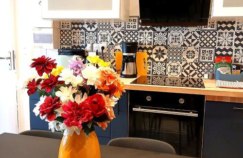 La Parenthèse Impériale Gare à 300 m Balnéo Sauna - Foto 4