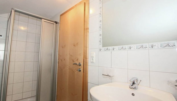 Chalet in Fiss Near Ski Lifts - Foto 5, Badezimmer