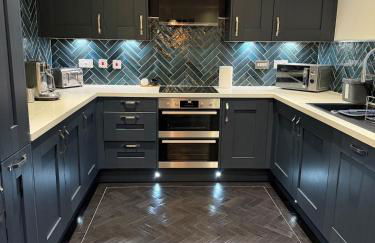 Contractor 4 bed Stay Rhoose 5 mins from Cardiff Airport and Barry - Foto 18