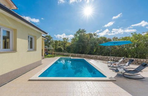 Villa Marilu, modern villa with pool near the sea - Foto 21