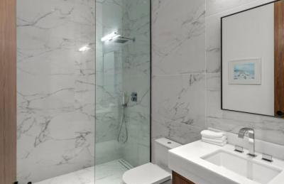 Luxurious 5BR Villa in BH with Pool, Theater, and Views - Foto 16