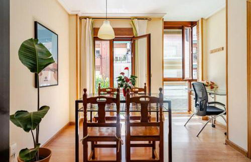 Bien situado y cómodo - Photo 2