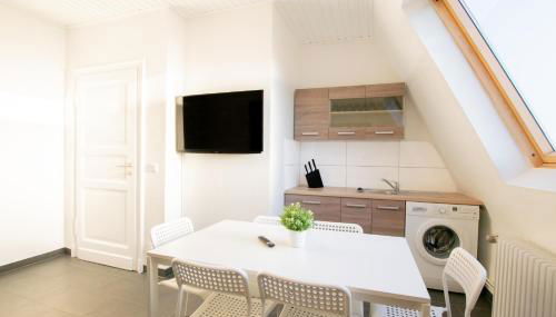 Tolstov Apartments - City Apartments with 2 , 3 and 6 Rooms - 15 Min to Messe DUS and Old Town DUS - Foto 5, dishwasher