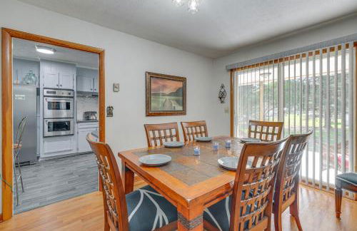 Family-Friendly Riverhouse Fishing and Hot Tub - Foto 9