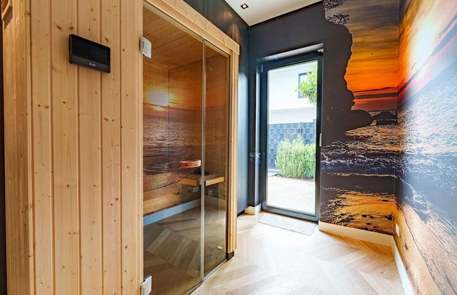 Beautiful Water Villa Near Harderwijk - Photo 25