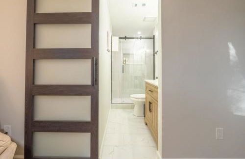 Ballantyne 3BR House, PrivateYard, Work Desk & 1 Gig Wi-Fi - Foto 19