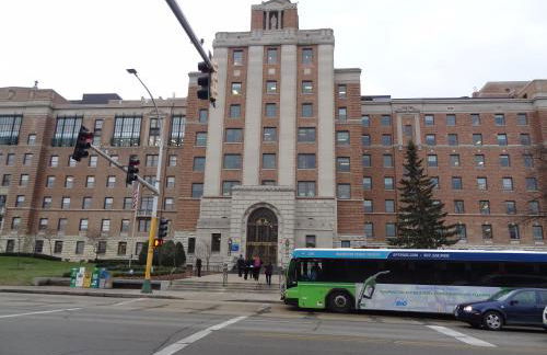 Covered By Faith Rentals -Storybook Home - Foto 21