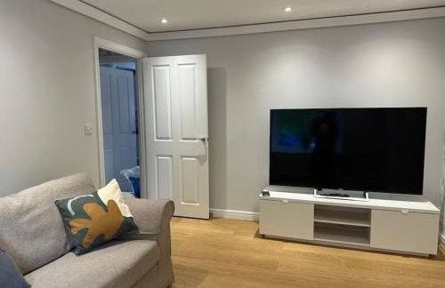 Stunning 4-Bedroom Home - Foto 1