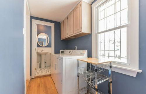 Beach Block 7 bdrms Parking Patio and Sunroom - Foto 6