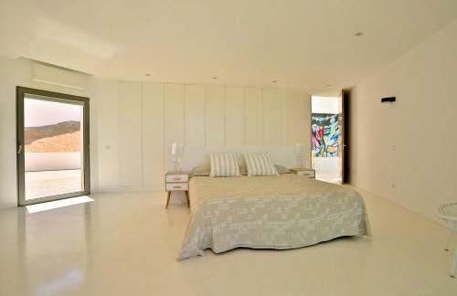 Serene Escape: Seaside Villa in Ibiza, 1001 - Foto 46