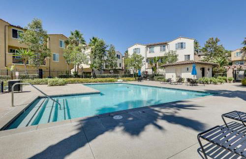 Walk to Public Transit Oceanside Home with Balcony - Photo 30