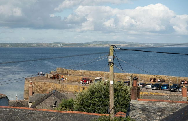 Seaview-2br-sleeps5-cottage-fastwifi-woodburner - Foto 17