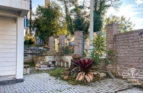 Casa Triplex com 03 Suítes, Cond no Centro Gramado - Foto 33