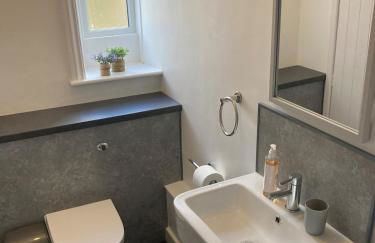 Tyn-Y-Berth Sleeps 27 luxury group accommodation - Photo 70