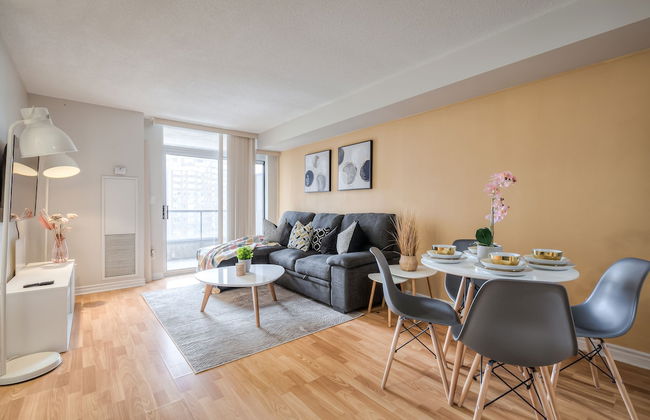 Waterfront York Blvd - Photo 1