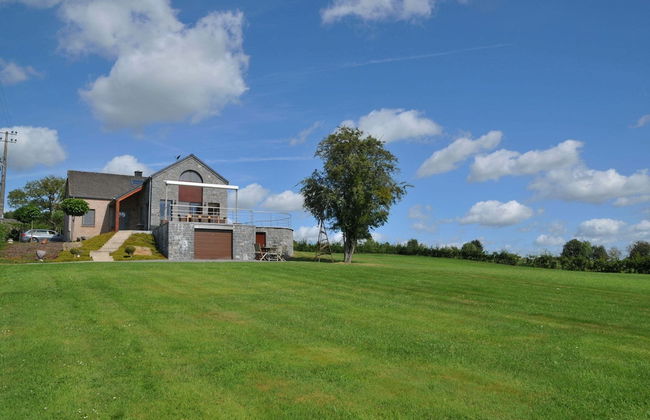 Holiday Home in Somme-leuze With Valley View - Photo 14