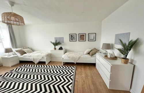 Arbio Monteurzimmer Tremmen Parking Included - Foto 1