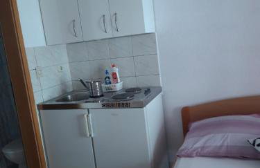 Sobe Stanković - Foto 13