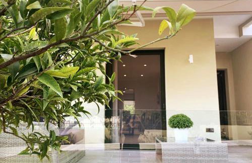 Luxury Home with Garden in the Suburbs - Foto 5