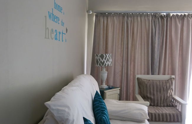 Cherry Lane Self Catering BB - 1 Bedroom Bathroom With Shower for 4 Guests - Foto 10