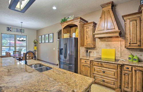 Heated Spa, Fire Pit! 14-Acre Terrell Ranch Escape - Foto 8