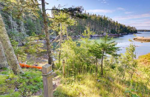 Waterfront Deer Isle Retreat with Fire Pit! - Foto 35