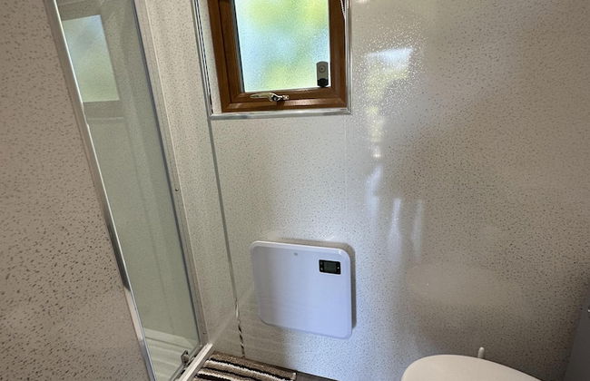 Luxury Glamping Pod With Hot Tub, fee Applies - Photo 4