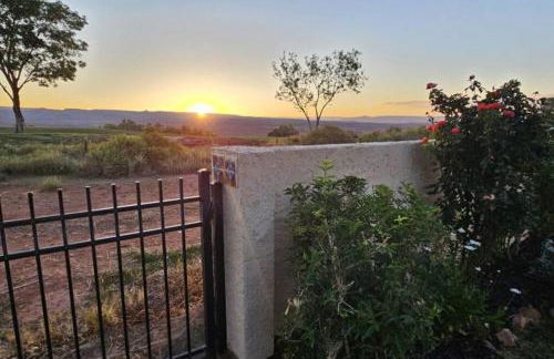 Cliff Views - Hot Tub - SUPs - Boat Parking - Sleeps 16 - Foto 35