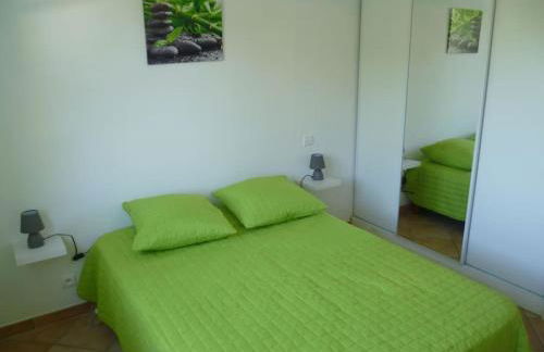 bas de villa de 90m² entre mer (2km) et montagne - Foto 14