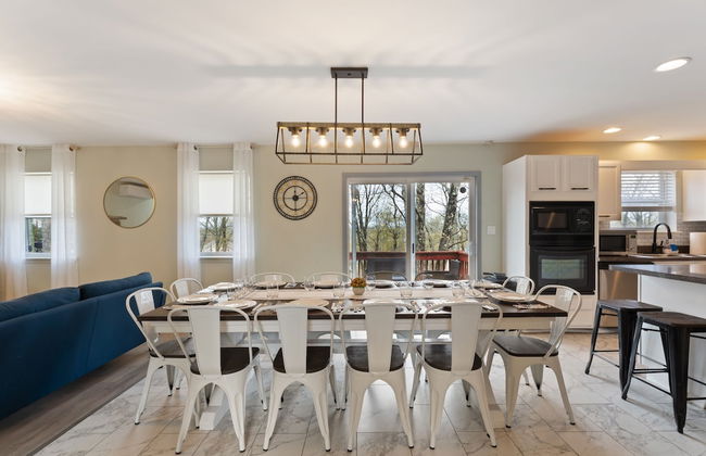 Amazing Vacation House In Poconos~hottub~game Room 6 Bedroom Home - Foto 37