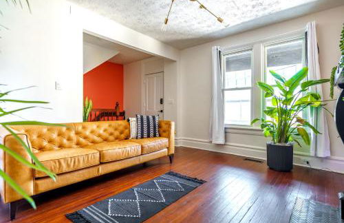 Jungle House Luxury Homes - Columbus Downtown Short North - Walk to Convention Center & Nationwide Arena - Sleeps up to 8 - Free Parking - Over 5,800 Five Stars - Foto 15