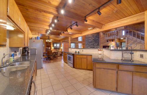 Lake Eufaula Cabin with Dock at Nine Marina - Foto 11