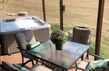 5 Miles from Mt- Rushmore with private hot tub - Foto 4