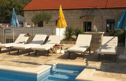 Heritage house Stipanovi dvori with heated pool and jacuzzi - Foto 3