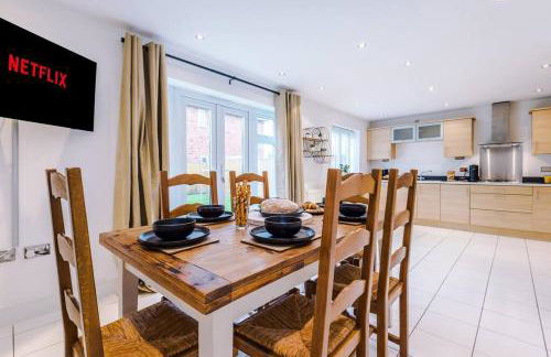 Luxurious Cosy 4BR Home Cheshire - Photo 27