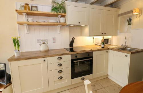 Lavender Cottage - Photo 12