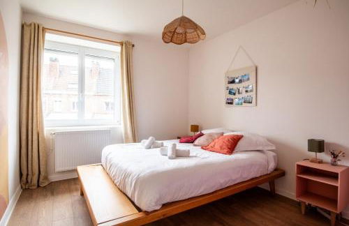 Family Home in Lille, Garden and Parking - 6/8p - Foto 16