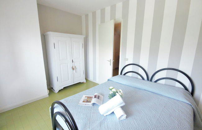 White House - Photo 9