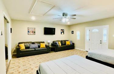 Memorial City Gem Sleeps 12 Fenced Yard - Foto 19