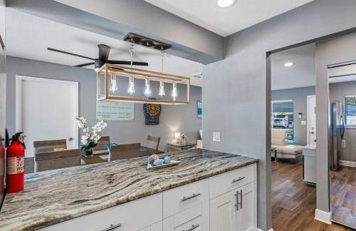 Gorgeous Heated Pool House Near Gulf Beaches! - Foto 13