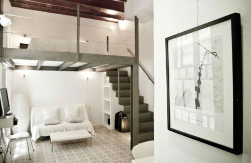 Barceloneta Suites Apartments Market - Photo 5